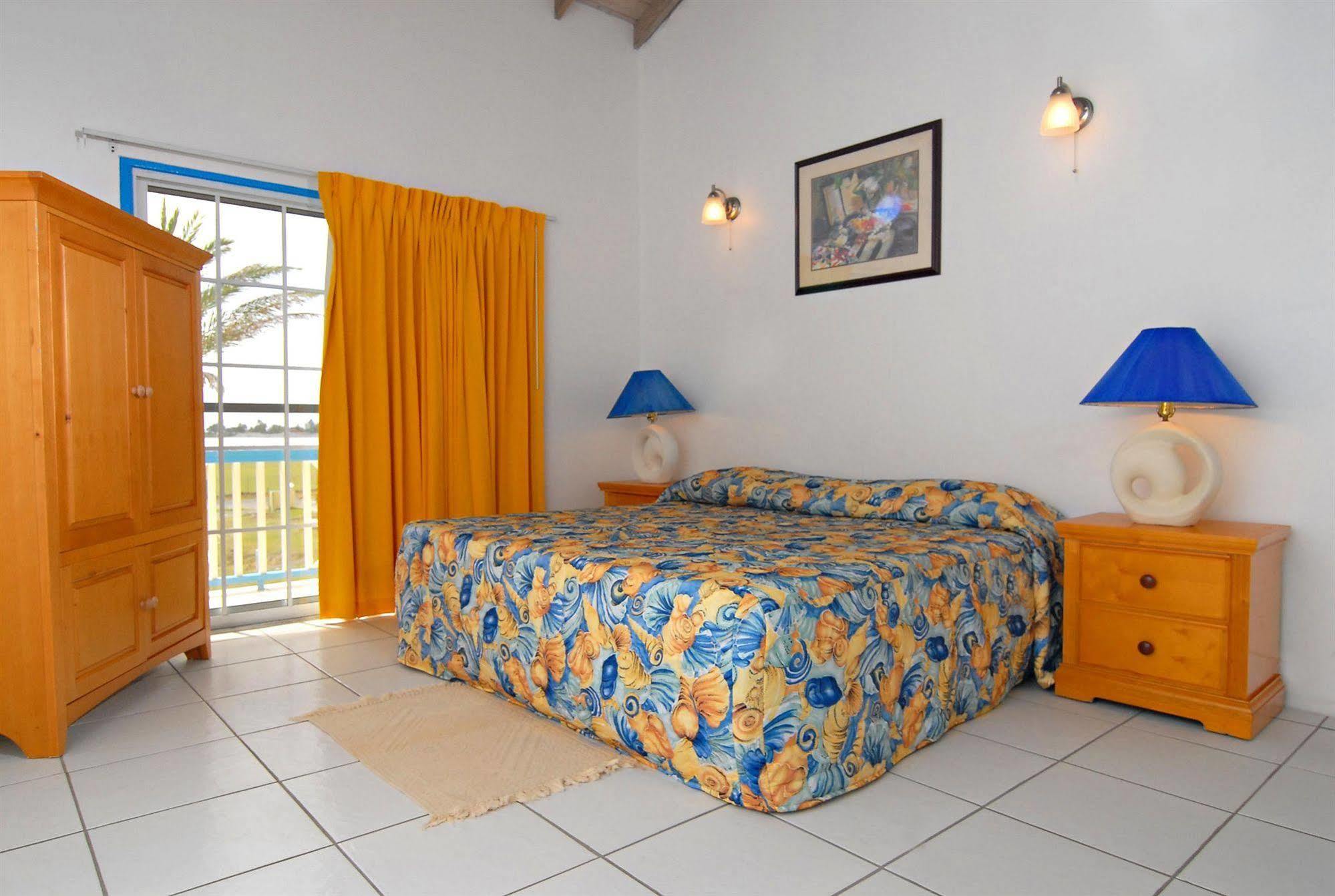 Anchorage Inn Dickenson Bay المظهر الخارجي الصورة